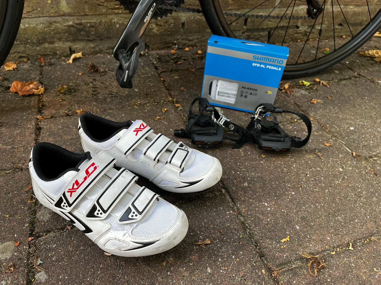 Foto 9 van Racefiets Felt VR60 / 47cm (XS) / wit / incl. clickpedalen