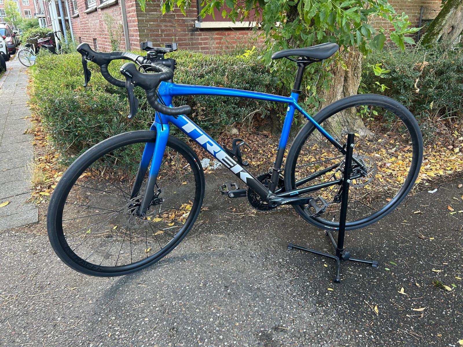 Trek Domane AL 3 Disc, 28 inch, 54cm, zo goed als nieuw, 28 inch, Aluminium, Zo goed als nieuw, 15 tot 20 versnellingen