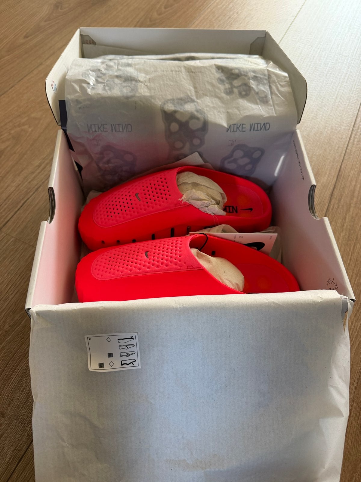 Nike Mind 001 Slippers Maat 38 - Nieuw & Origineel, Ophalen of Verzenden, Nieuw, Slippers