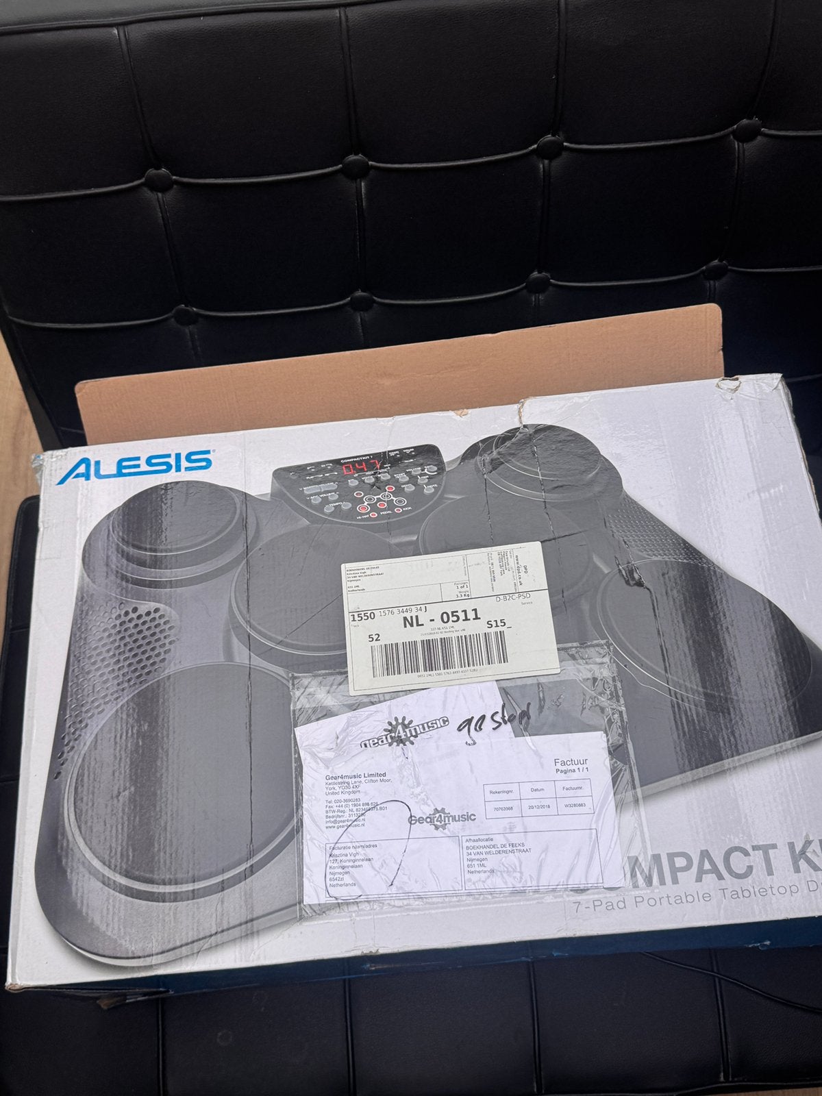 Alesis compactkit 7 elektrisch drumstel, Ophalen of Verzenden, Zo goed als nieuw