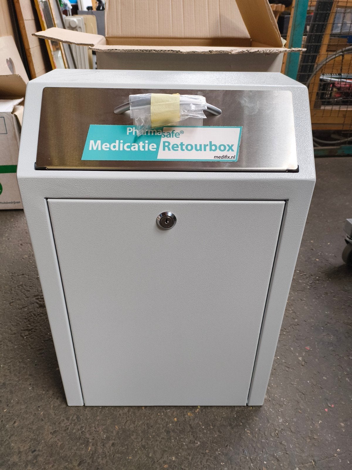 Retourmedicatie box wandmodel nieuw in doos, Ophalen of Verzenden, Nieuw