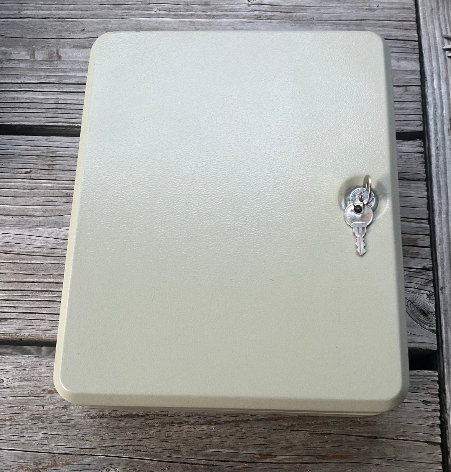 Vintage sleutelkastje met slot en sleutel, Vintage, Gebruikt, Ophalen of Verzenden, Metaal