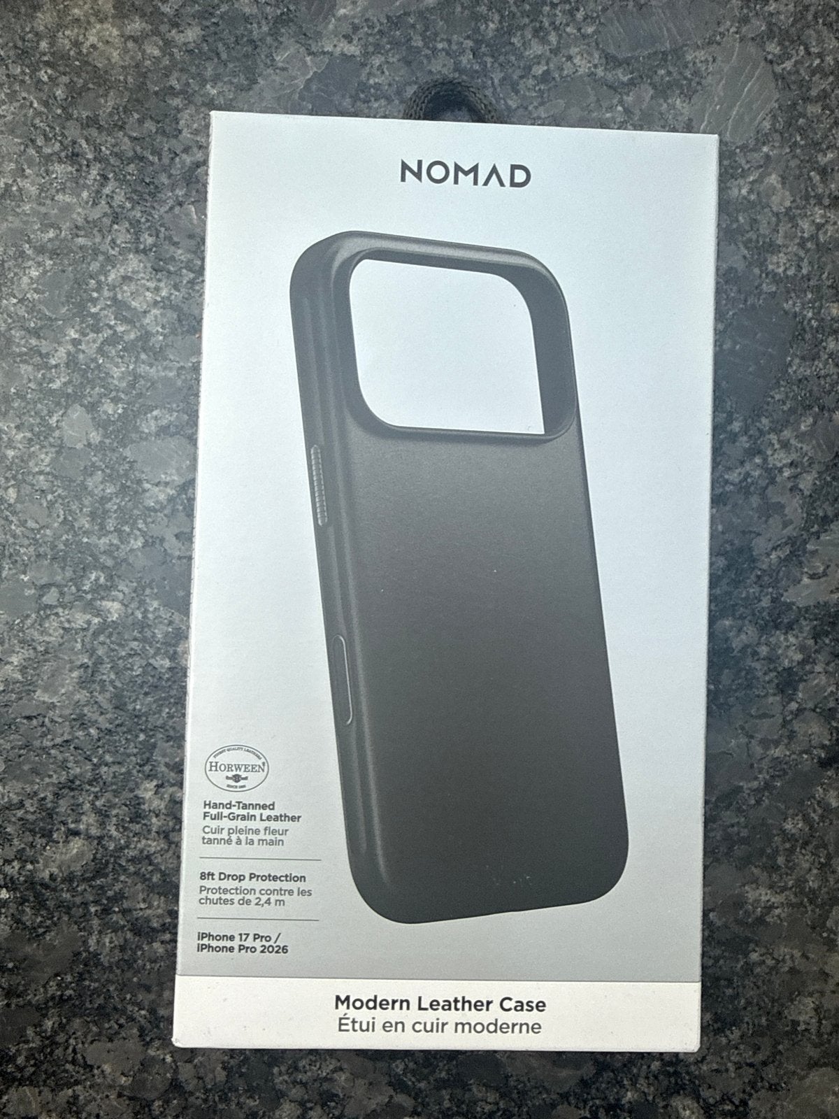 Nomad Modern Leather Case voor iPhone 18 Pro/17 Pro Max, Zwart, Overige merken, Nieuw, Hoesje of Tasje