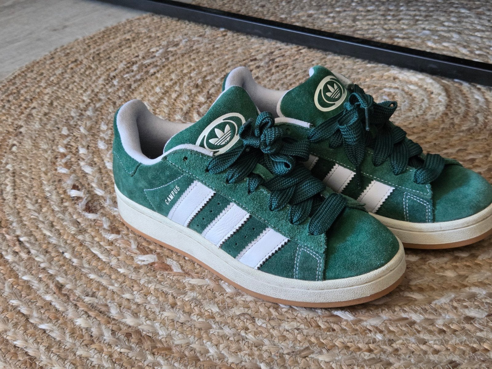 Adidas Campus sneakers - Groen - Maat 40, Kleding | Dames, Schoenen, Adidas, Ophalen of Verzenden, Sneakers of Gympen, Gedragen
