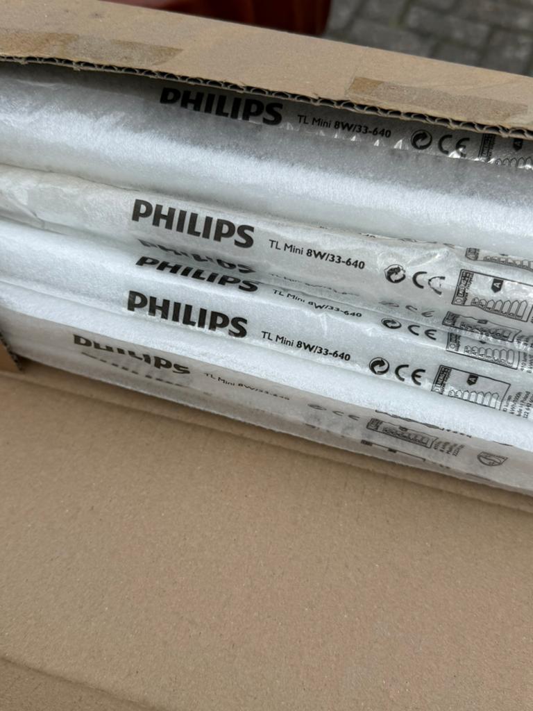 Doosje Philips tl lampjes, Ophalen, Nieuw