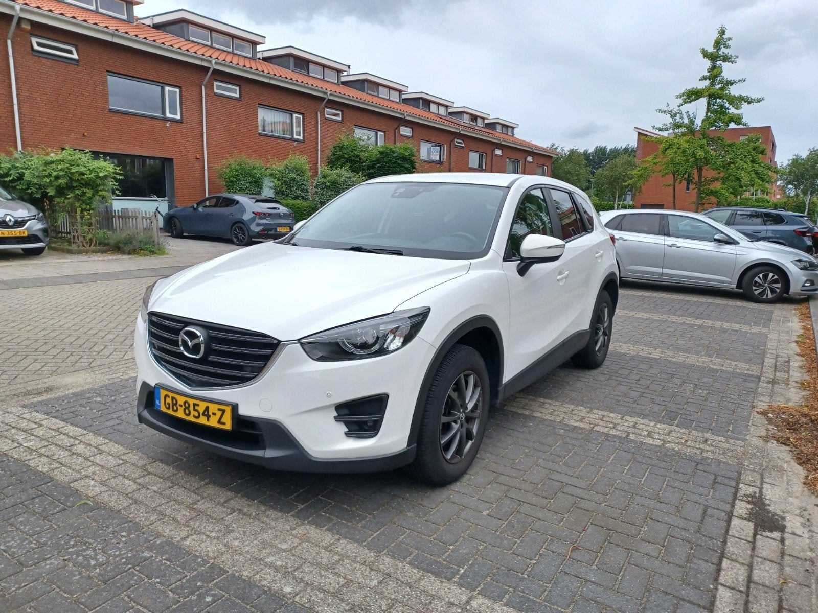 Mazda CX-5 2.0 Skyactiv-g 165pk 2WD Aut 2015 Wit, 1998 cc, 1800 kg, 4 cilinders, 700 kg