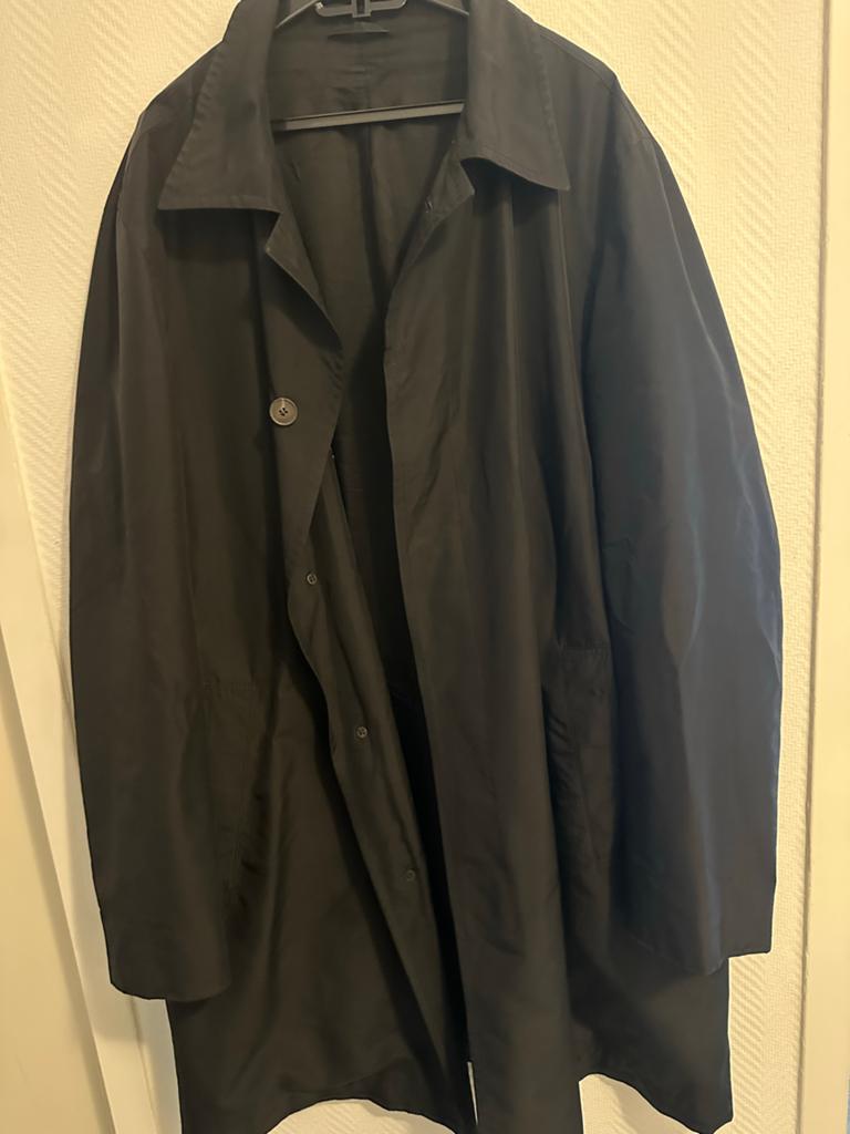 Hugo Boss Zwarte Trenchcoat - Maat L, Kleding | Heren, Ophalen of Verzenden, Zo goed als nieuw, Maat 52/54 (L), Zwart