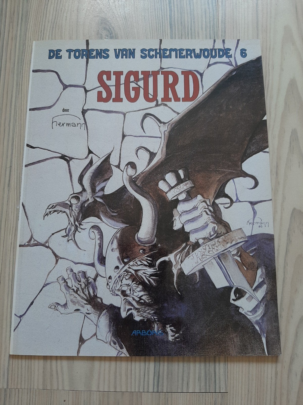 De Torens van Schemerwoude 6 - Sigurd (Hermann), Boeken, Eén stripboek, Ophalen of Verzenden, Gelezen, Hermann