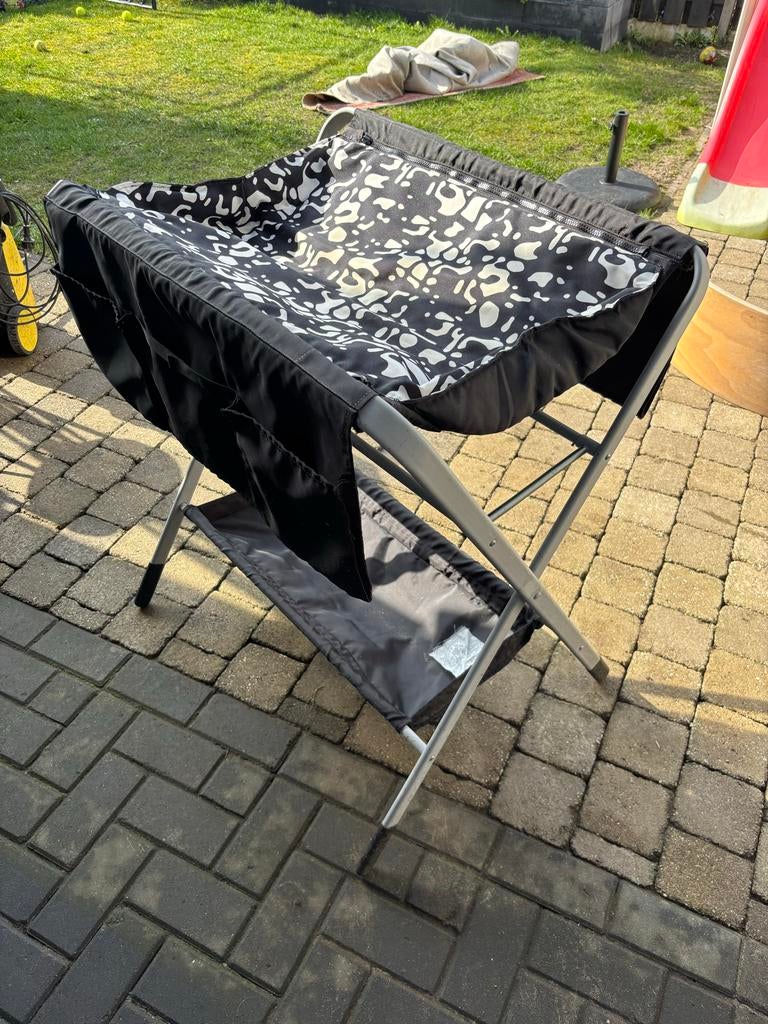 Handige opvouwbare commode - ideaal voor kleine ruimtes, Ophalen, Gebruikt, 75 tot 100 cm, 90 tot 105 cm