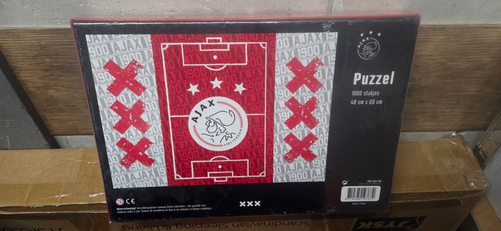 Ajax Puzzel 1000 stukjes - Voetbalveld design, Ophalen of Verzenden, 500 t/m 1500 stukjes, Nieuw, Legpuzzel