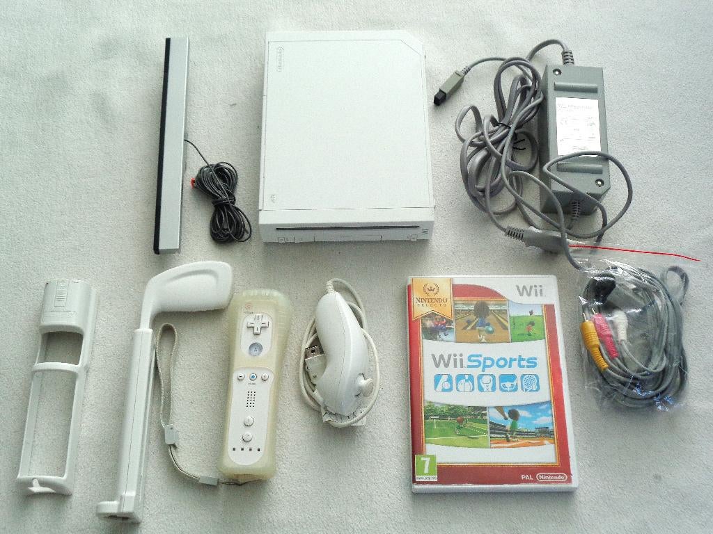 Nintendo Wii + Wii sports, Ophalen, Gebruikt, Met 2 controllers