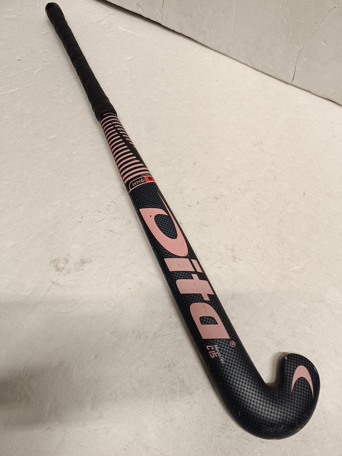 Dita megatec hockeystick 31 inch veld hockey, Sport en Fitness, Hockey, Gebruikt, Ophalen of Verzenden, Stick