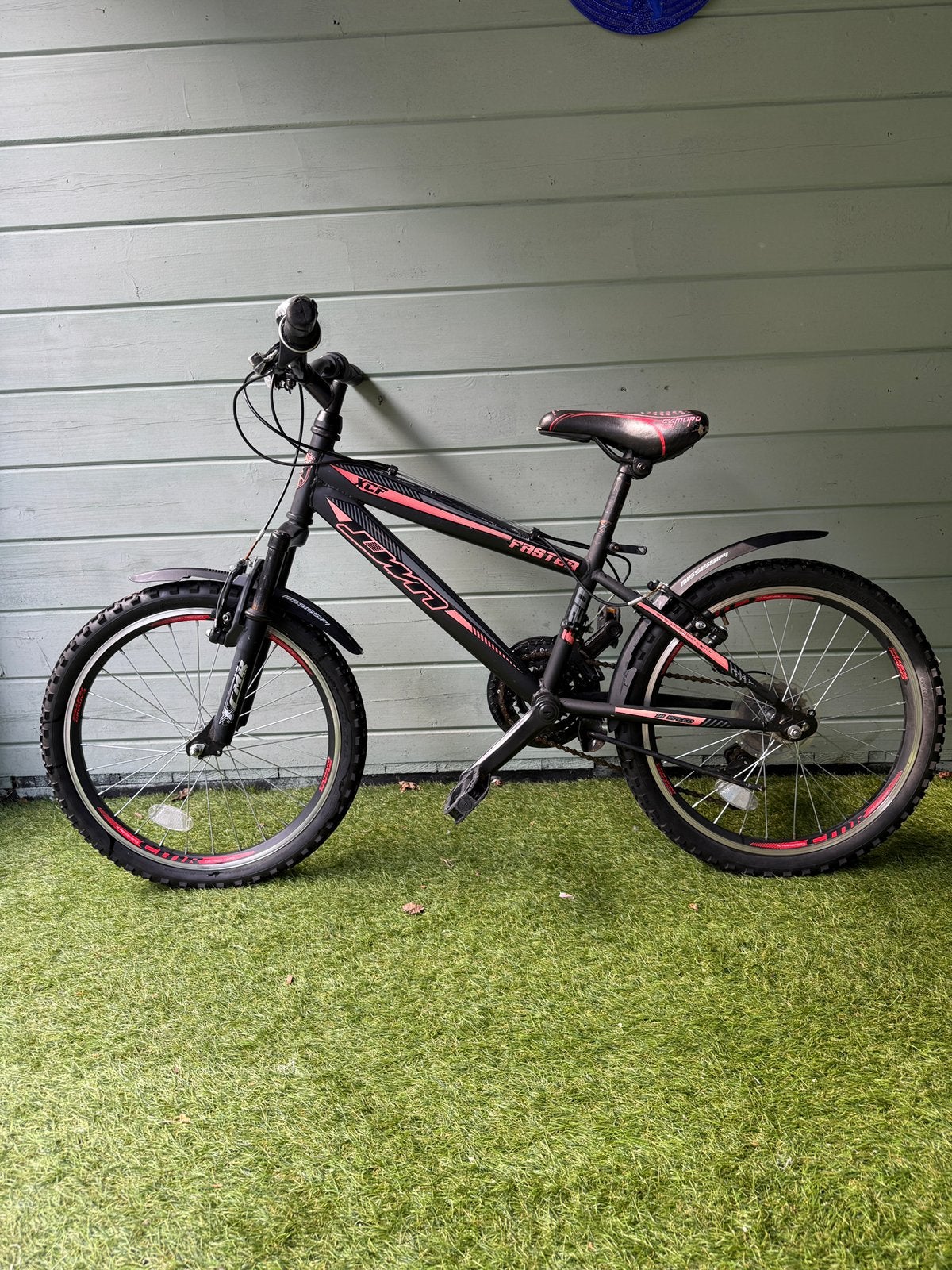 Kinderfiets 20 inch -Zwart/Rood, Ophalen, Gebruikt, 20 inch of meer