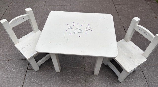 Mesa y sillas de madera para niños, Ophalen, Gebruikt, Tafel(s) en Stoel(en)