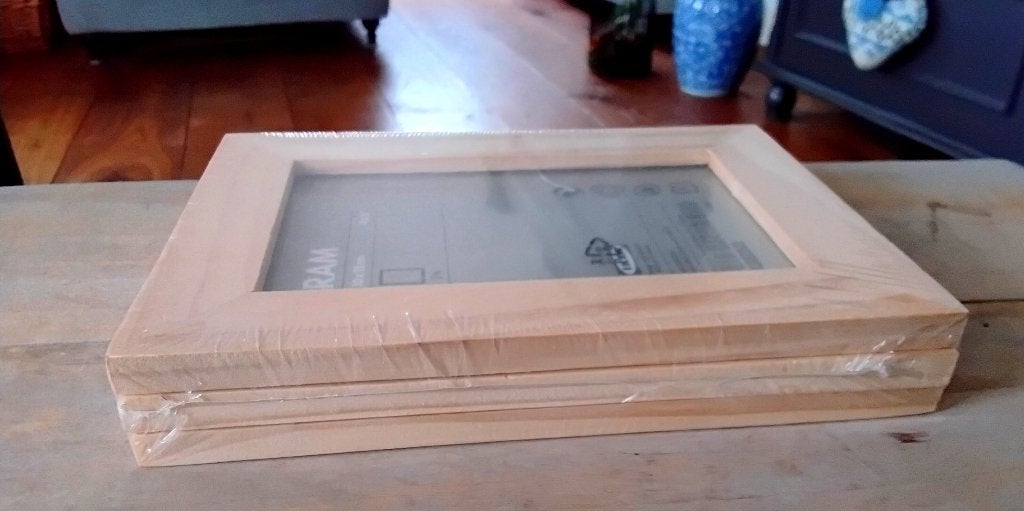 Ikea ram - pak met 3 houten fotolijsten - onbewerkt grenen, Ophalen of Verzenden, Nieuw, Hout, Fotolijst