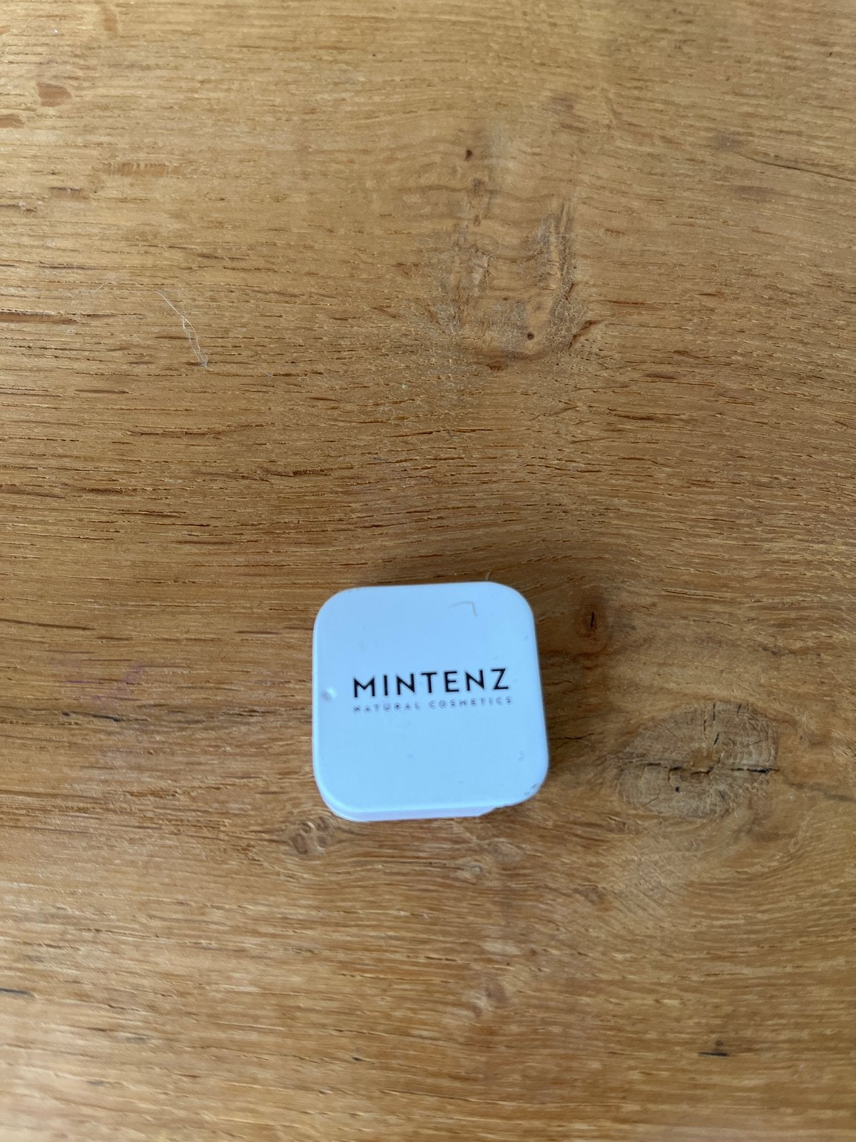 Mintenz Pommade Dark - Slechts 1x gebruikt, Sieraden, Tassen en Uiterlijk, Ogen, Zwart, Ophalen of Verzenden, Zo goed als nieuw