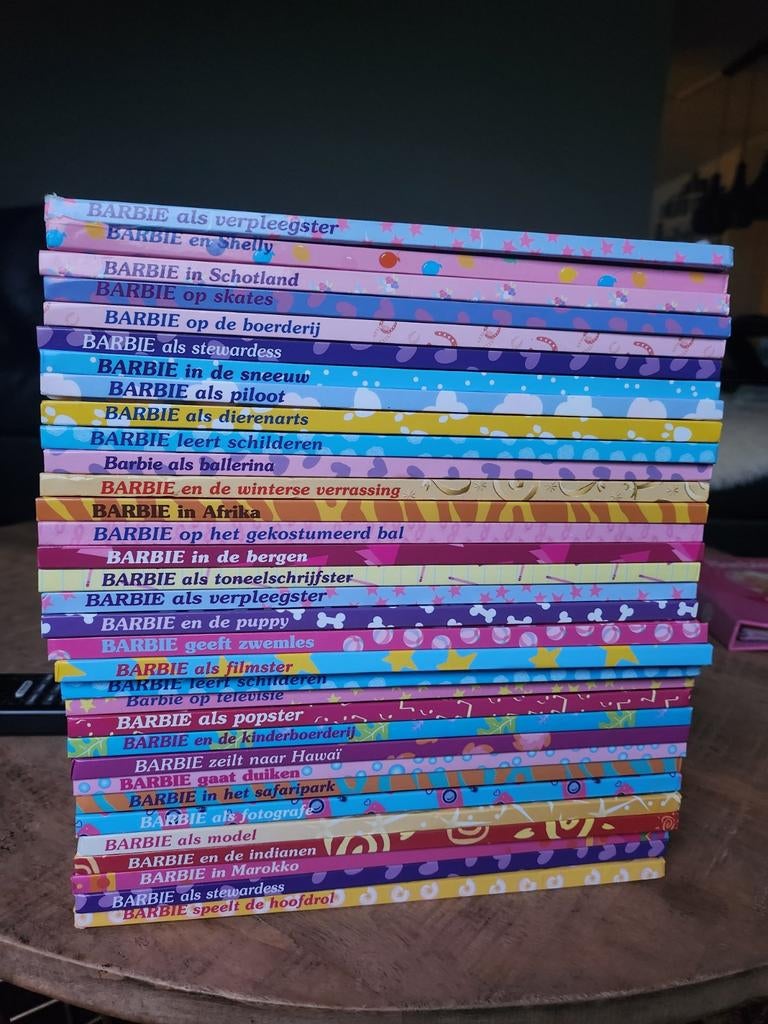 Barbie Boekenclub 30 boeken, Ophalen, Zo goed als nieuw, Fictie algemeen