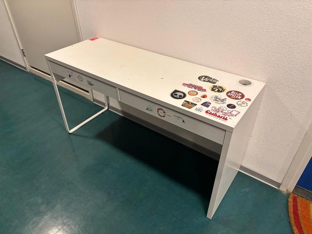 Wit Bureau, Huis en Inrichting, Bureaus, Ophalen, Gebruikt, Hout, Kabelgoot