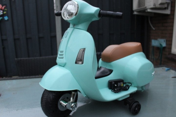 Electrische baby scooter Vespa loopfiets oplaadbaar   2km/u, Verzenden, Gebruikt, Overige typen