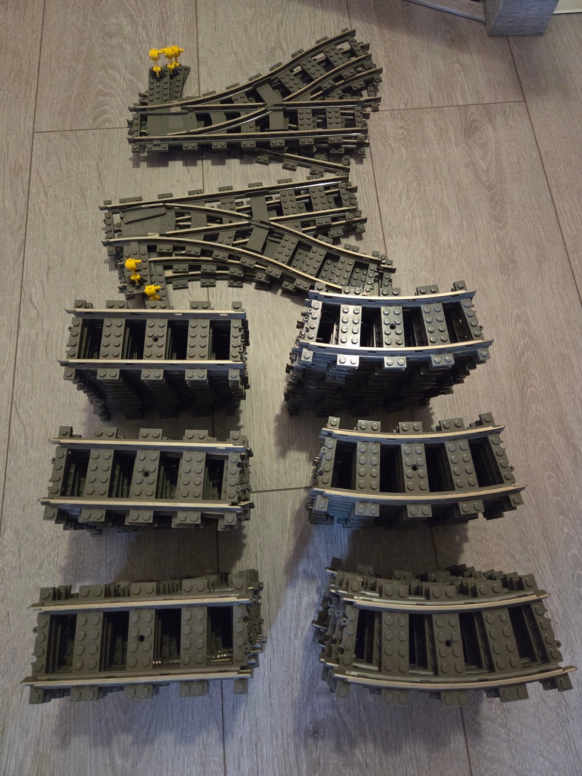 LEGO 9V treinrails 95 stuks – 43 recht, 46 bocht + 6 wissels, Overige merken, Gebruikt, Gelijkstroom, Rails