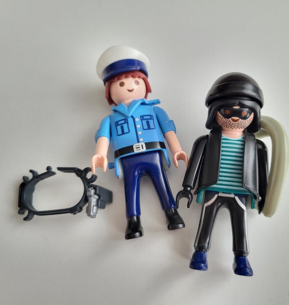 PLAYMOBIL DuoPack Politieagent en dief - 9218, Ophalen of Verzenden, Zo goed als nieuw, Complete set