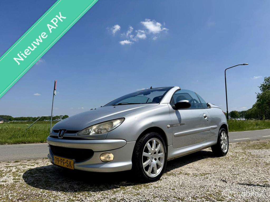 Peugeot 206 CC 1.6-16V Quiksilver, BJ 2004, APK Juni 2027, Voorwielaandrijving, Gebruikt, 4 cilinders, Cabriolet