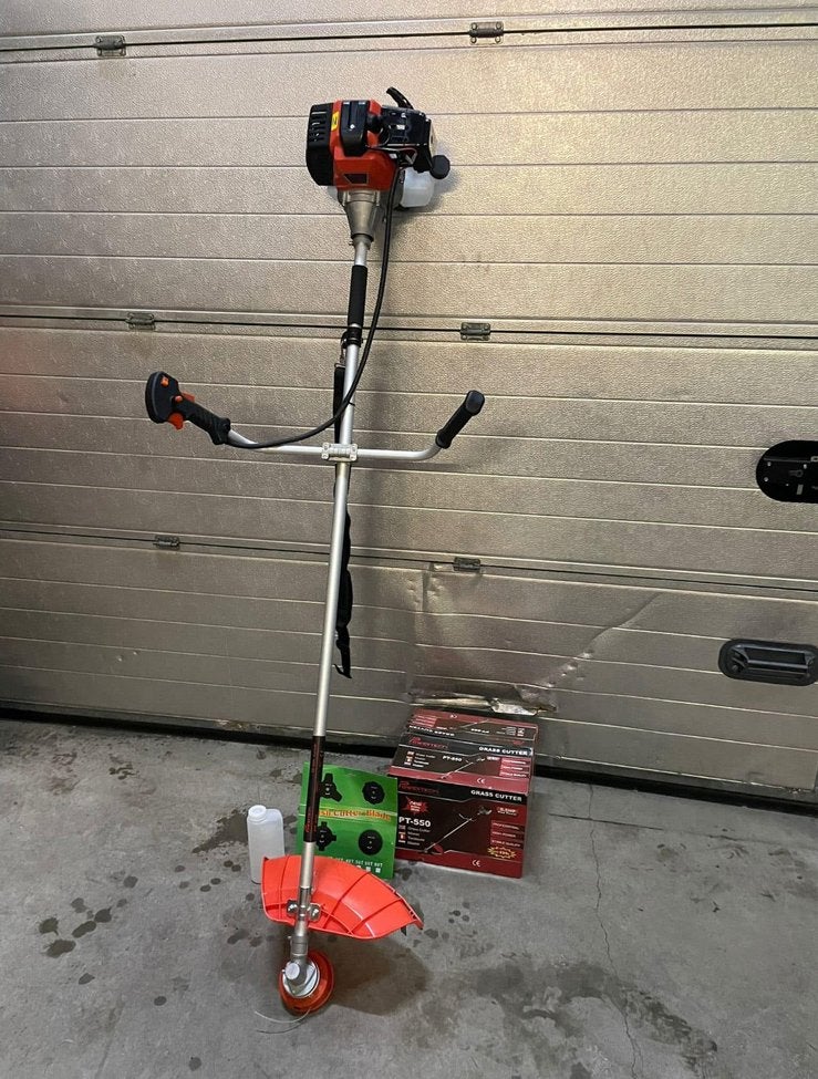 Benzine bosmaaier nieuw €99,95, Ophalen, Zo goed als nieuw, Benzine