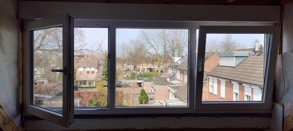 kozijn & rolluik, Ophalen, Kunststof, Gebruikt, Inclusief glas