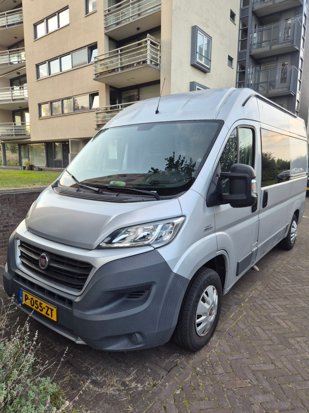 Fiat Ducato Grey Campervan L2H2 2016, Automaat, 2500 kg, Particulier, Euro 4