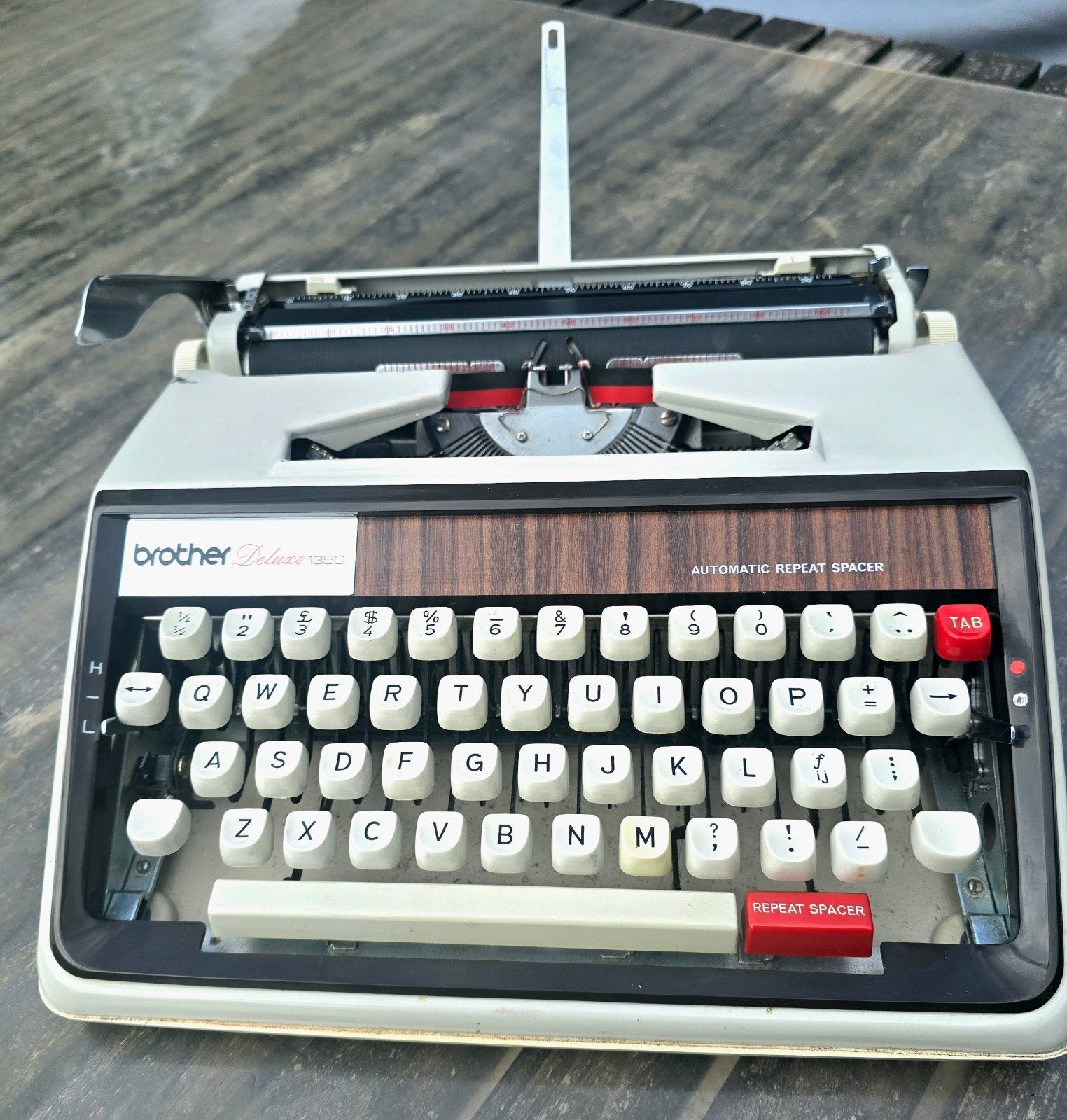 Brother DeLuxe 1350 typemachine, Ophalen