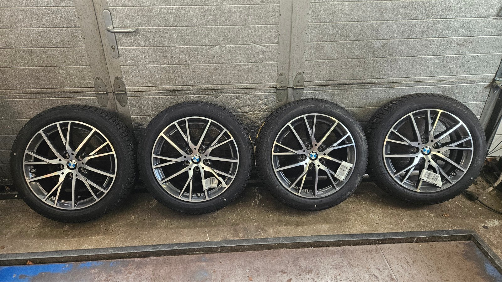 Te koop complete winterset voor BMW 1 of 2serie, Ophalen, Banden en Velgen, Nieuw, 17 inch