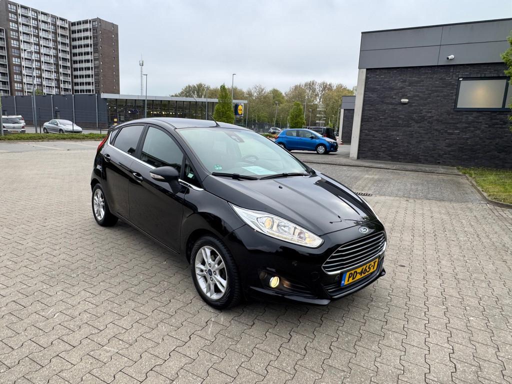 Ford Fiesta 1.0 EcoBoost Titanium, Voorwielaandrijving, Euro 6, Bedrijf, Handgeschakeld