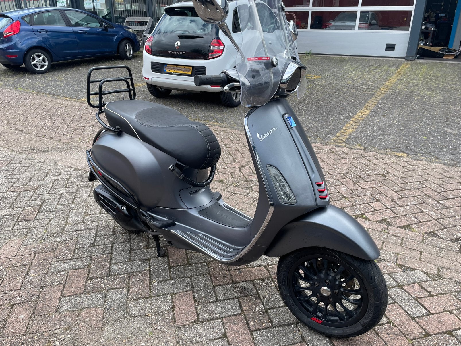 Piaggo vespa sprint, grijs 2018, Ophalen, Gebruikt, Vespa S, Benzine