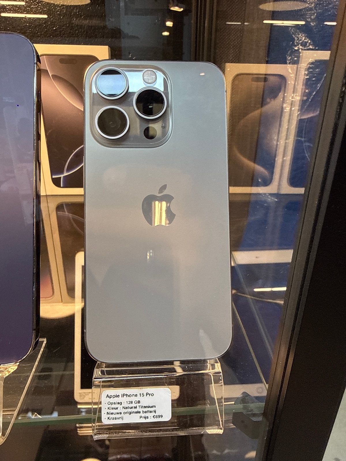 Apple iPhone 15 Pro - Krasvrij!, Telecommunicatie, Mobiele telefoons | Apple iPhone, 128 GB, Ophalen of Verzenden, Zo goed als nieuw