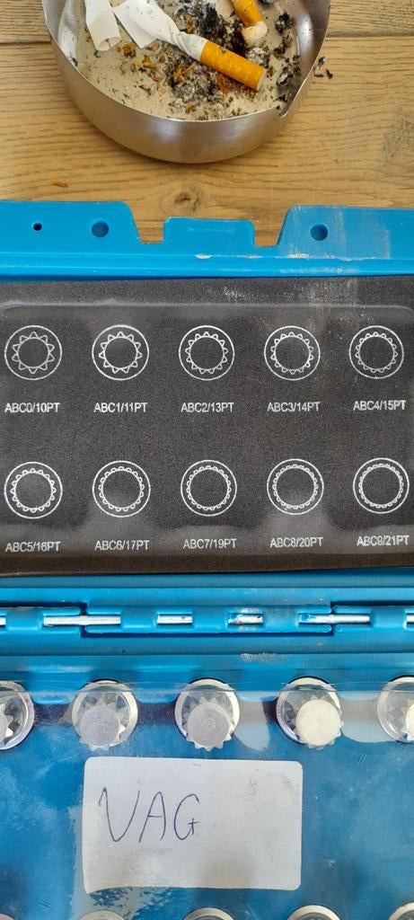 VAG  slotbouten adapterset - ABC0/10PT t/m ABC9/21PT, Auto-onderdelen, Ophalen of Verzenden, Gebruikt, Seat