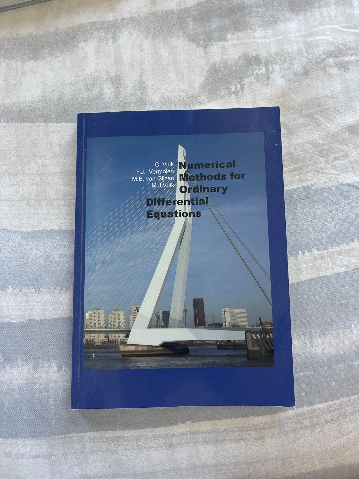 Numerical methods for ordinary differential equations, Ophalen of Verzenden, Zo goed als nieuw, M.B. van Gijzen; C. Vuik; F.J. Vermolen; M.J. Vuik