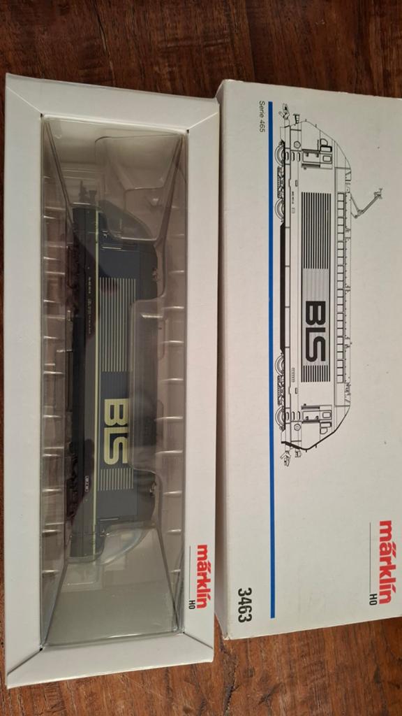 Märklin BLS Re 465 Locomotief - Nieuwstaat, Hobby en Vrije tijd, Modeltreinen | H0, Zo goed als nieuw, Locomotief, Wisselstroom