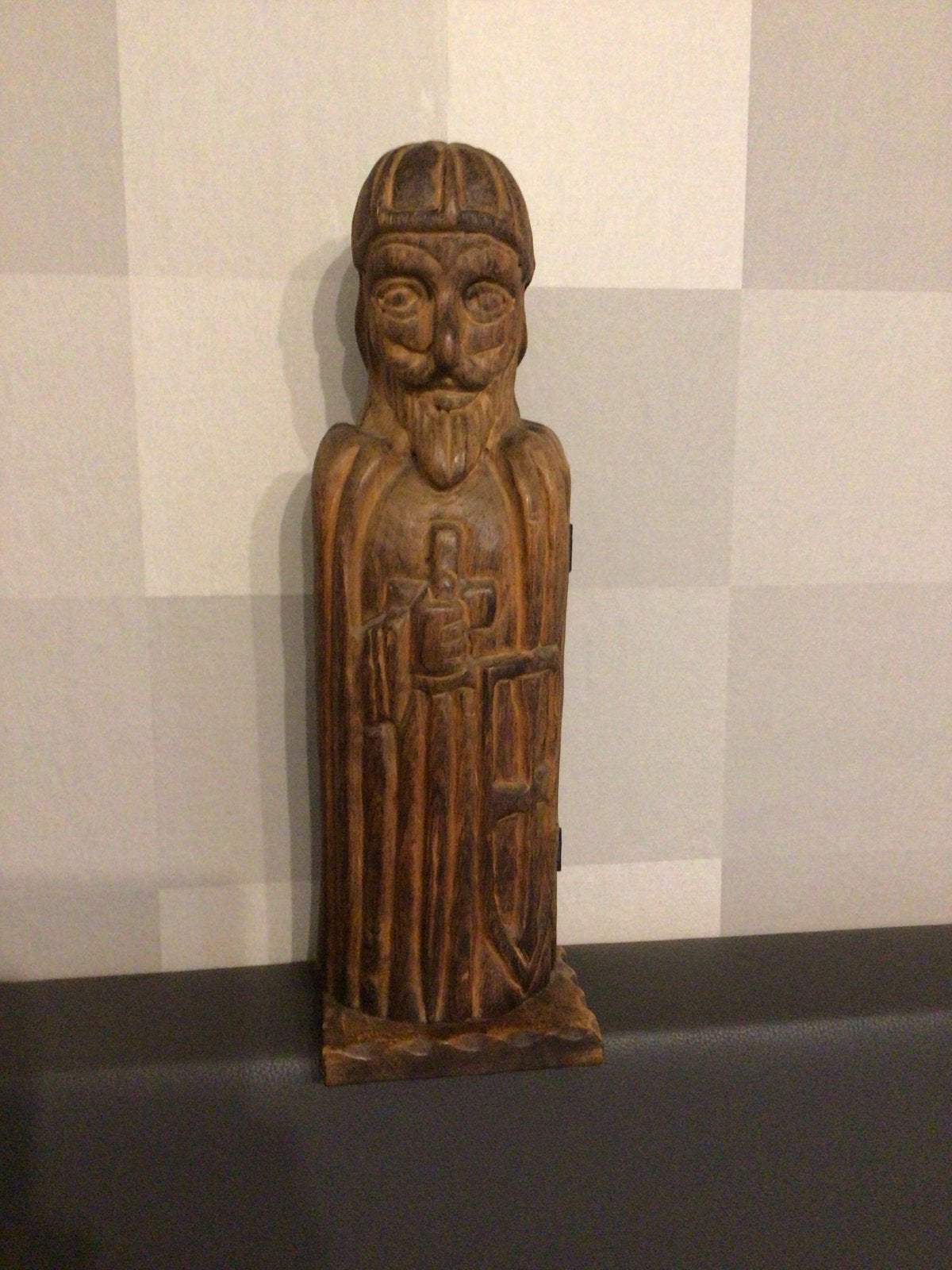 Unieke houten fleshouder in de vorm van een monnik €150, Antiek en Kunst, Ophalen