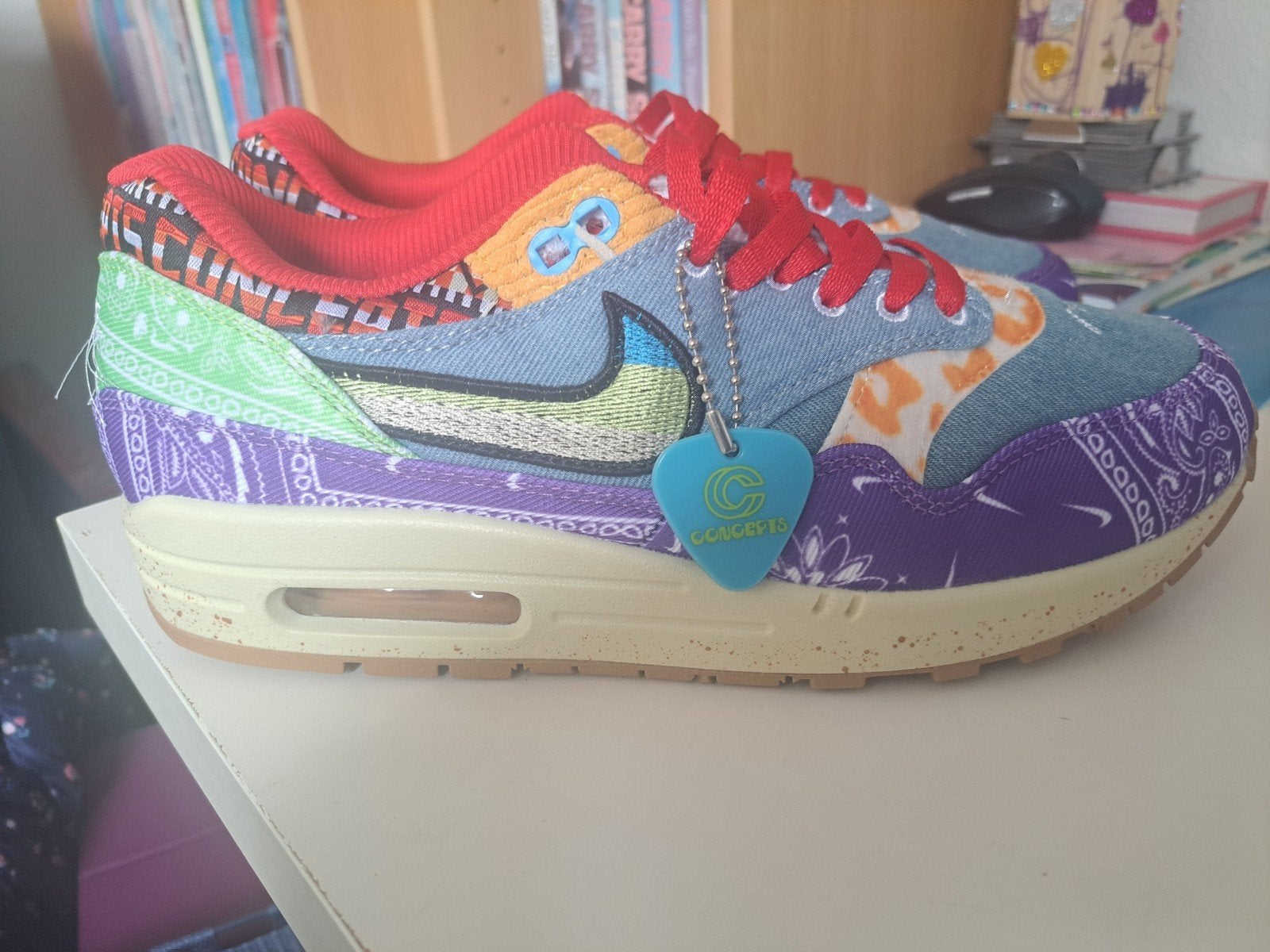 Nike Air Max 1 Concept Far Out EU 42, Kleding | Heren, Schoenen, Overige kleuren, Nike, Nieuw, Ophalen of Verzenden