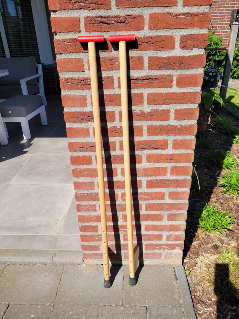 Stelten - Houten Stelten met Rode Handvatten, Kinderen en Baby's, Speelgoed | Buiten | Actiespeelgoed, Ophalen, Zo goed als nieuw