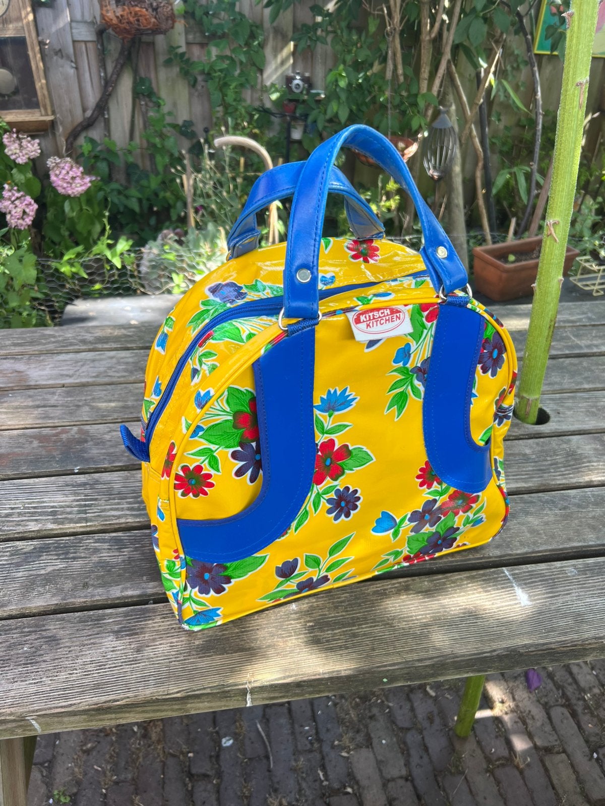 Kitsch Kitchen handtas vrolijke kleuren 2xvoorvak rits boven, 30 cm of meer, Gebruikt, Minder dan 35 cm, Ophalen of Verzenden