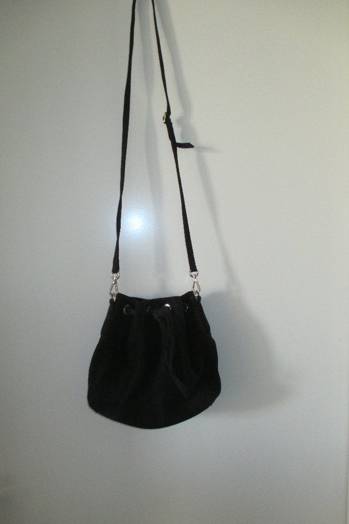 Unisa suede tas, Ophalen of Verzenden, Nieuw, Zwart, Schoudertasje