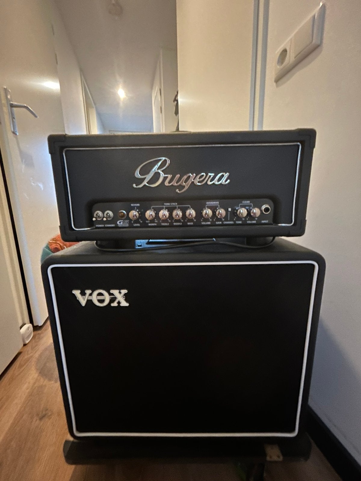 Bugera G5 infinium + Vox BC112 buizenversterker, Ophalen of Verzenden, Zo goed als nieuw, Gitaar, Minder dan 50 watt