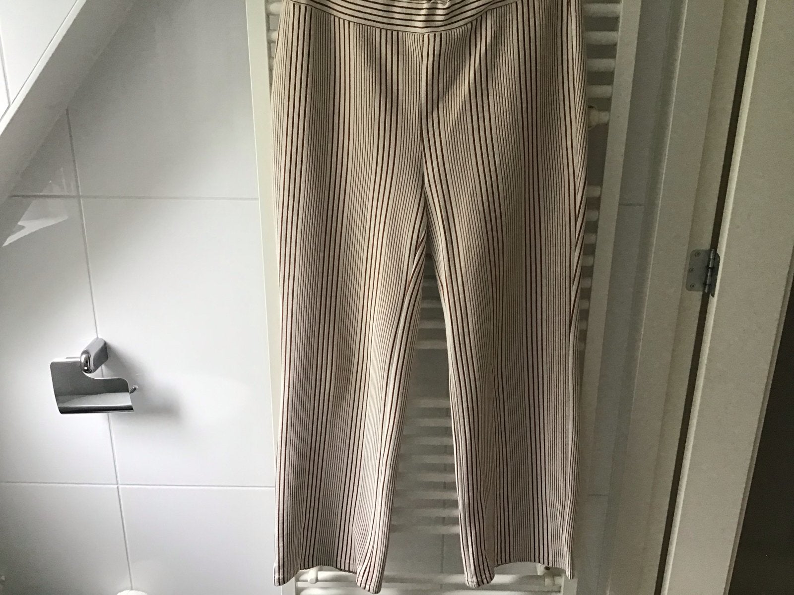 Anna van Toor lange broek, wijd model, maat XL, Bruin, Maat 42/44 (L), Ophalen of Verzenden, Lang