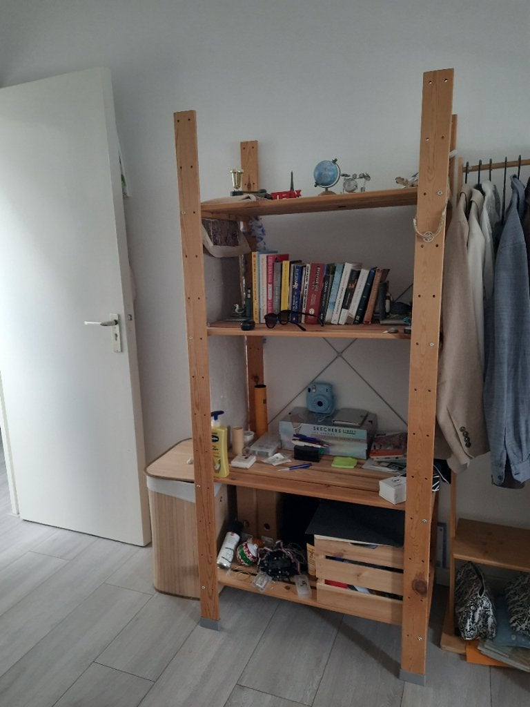 Softwood shelf, Ophalen