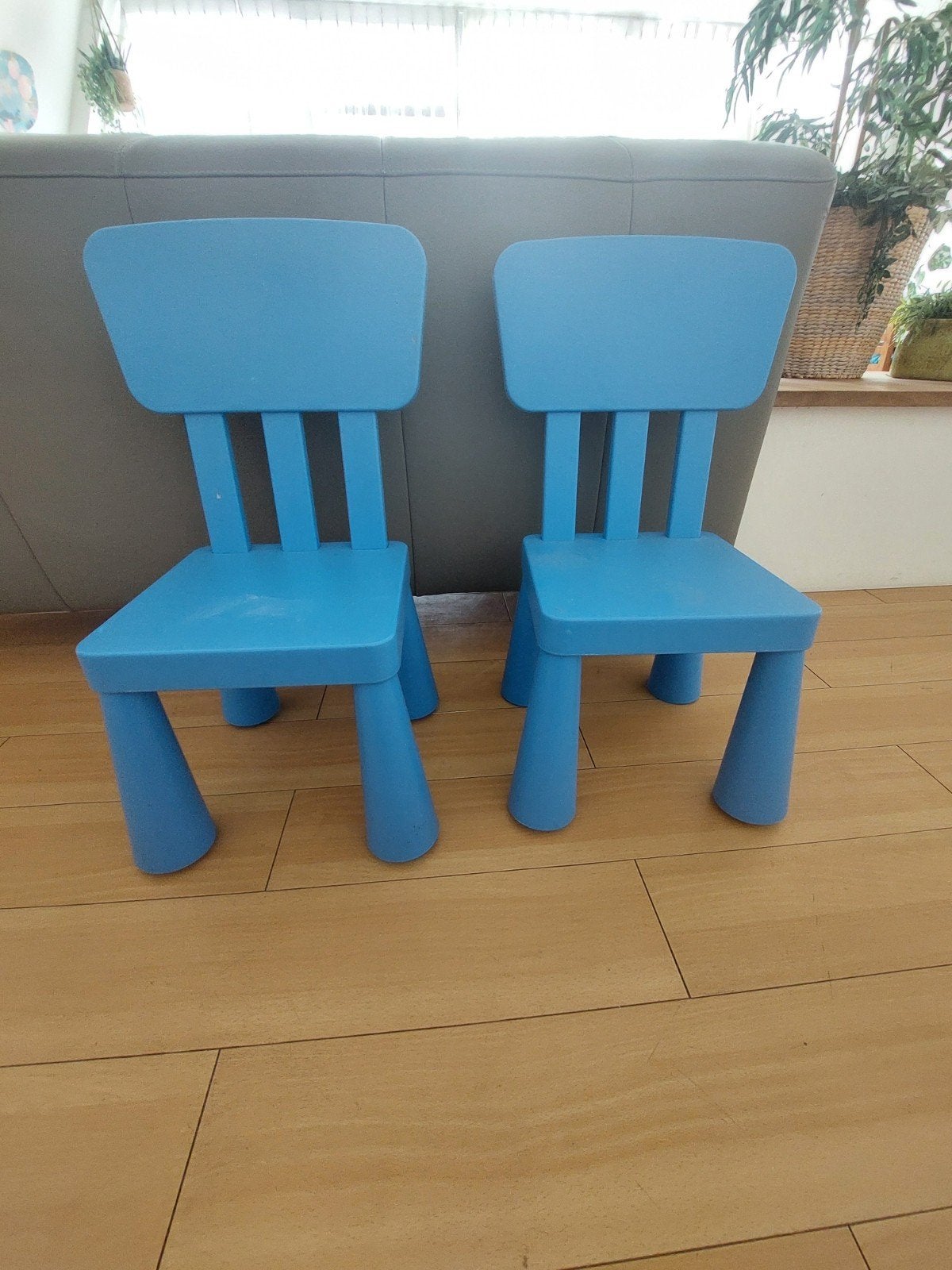 Ikea kinderstoeltjes  en tafeltje GRATIS., Ophalen, Gebruikt, Overige typen