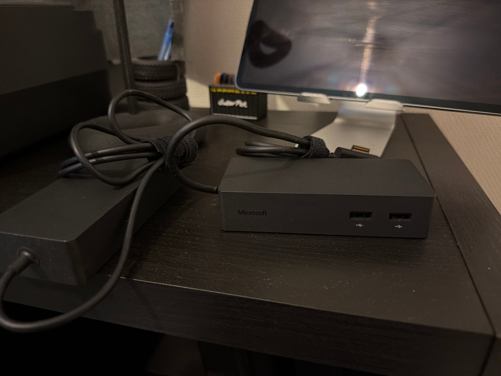 Microsoft Surface Dock, Computers en Software, Ophalen of Verzenden, Zo goed als nieuw, Docking station, Laptop