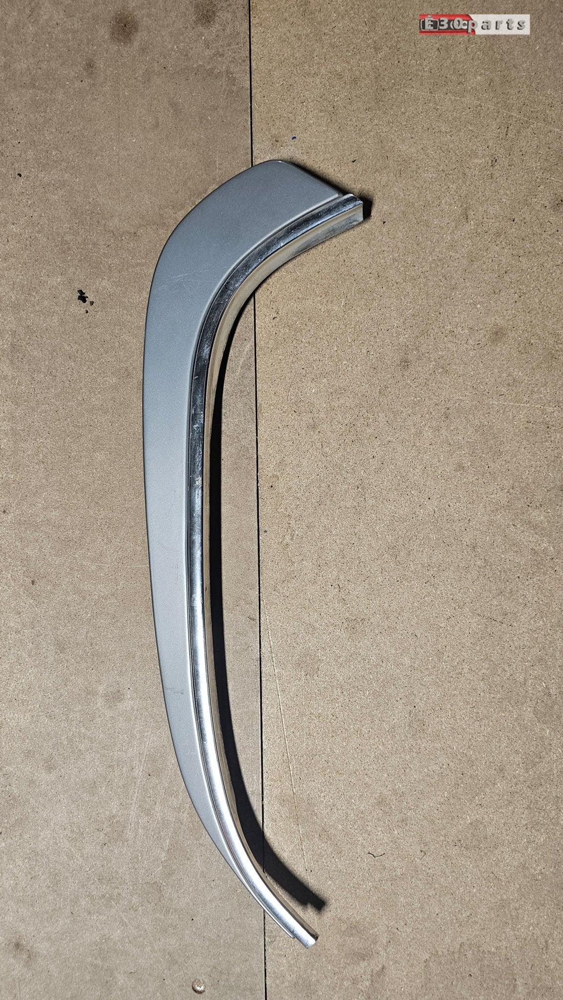 Sierlijst daklijst ventilatie lijst links achter BMW 3 serie, Gebruikt, -, Ophalen of Verzenden, -