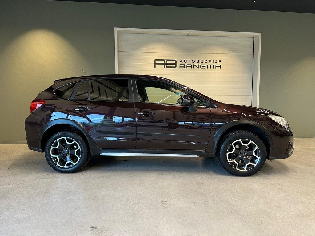 Subaru XV 2.0i 16v AWD LUXURY PACK/CLIMA AIRCO/TREKHAAK/CRUI, Auto's, Subaru, Euro 5, 4 cilinders, Bedrijf, Vierwielaandrijving