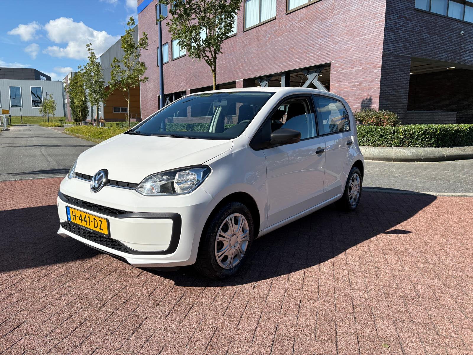 Uniek!!!Volkswagen up! 1.0 60PK 4D BMT 2020 Wit, Voorwielaandrijving, Up!, 4 stoelen, Wit